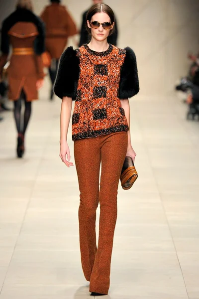 Look 22
